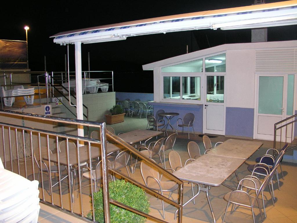 Aparthotel Pecic Gradac  Exterior photo
