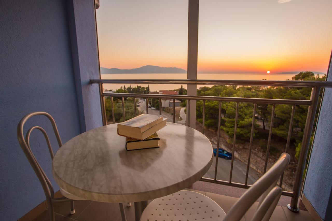 Aparthotel Pecic Gradac  Exterior photo