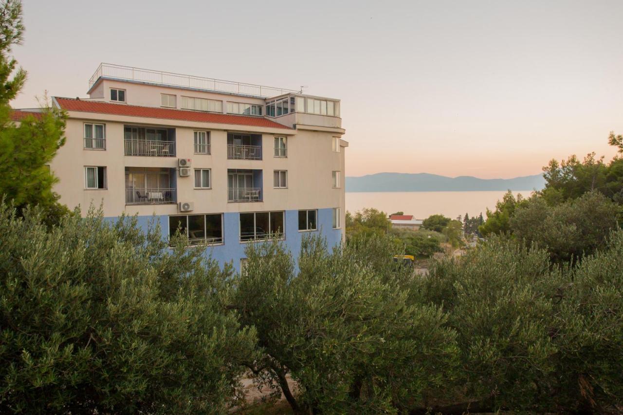 Aparthotel Pecic Gradac  Exterior photo